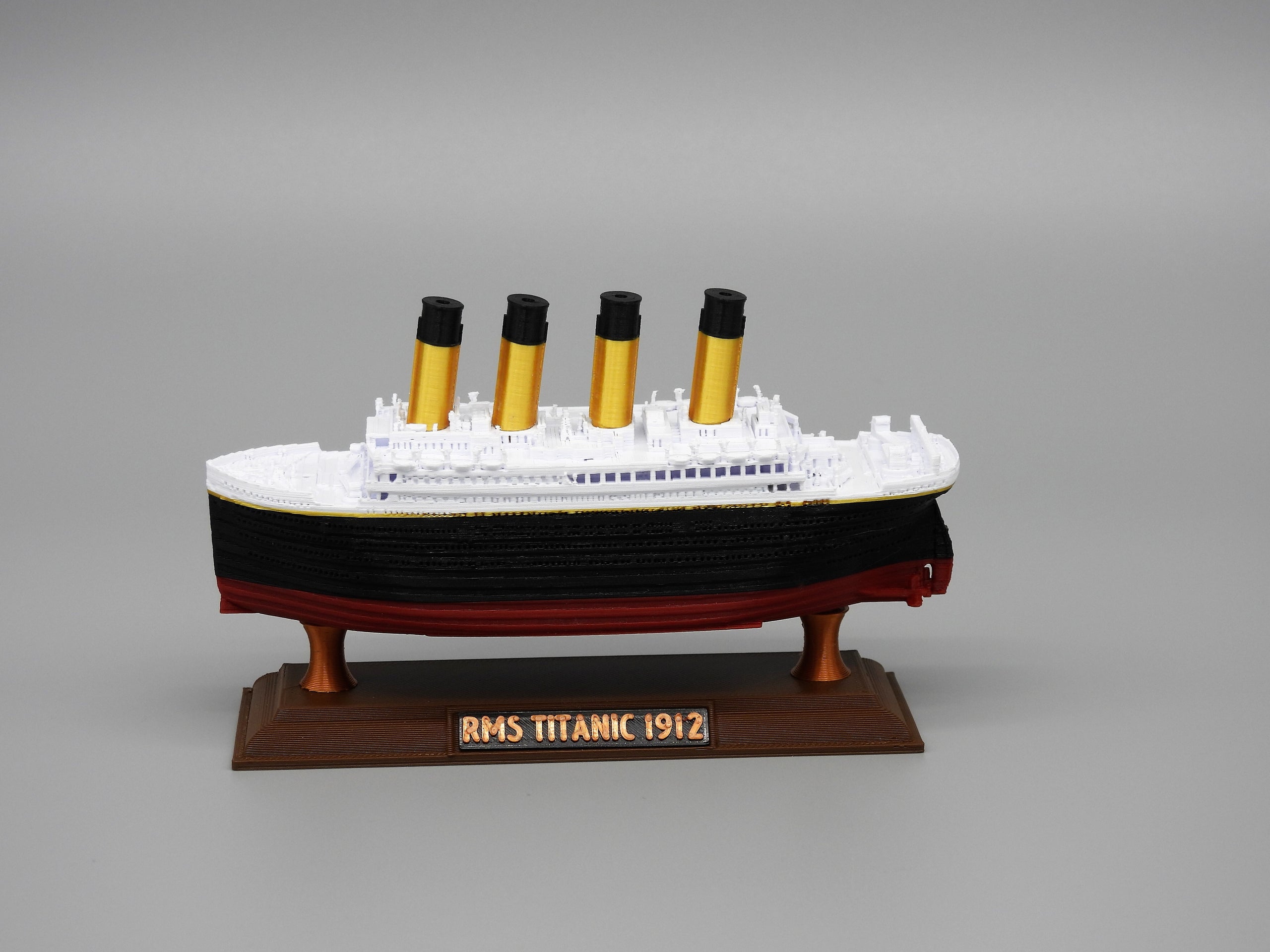 Toy ships that float cheap